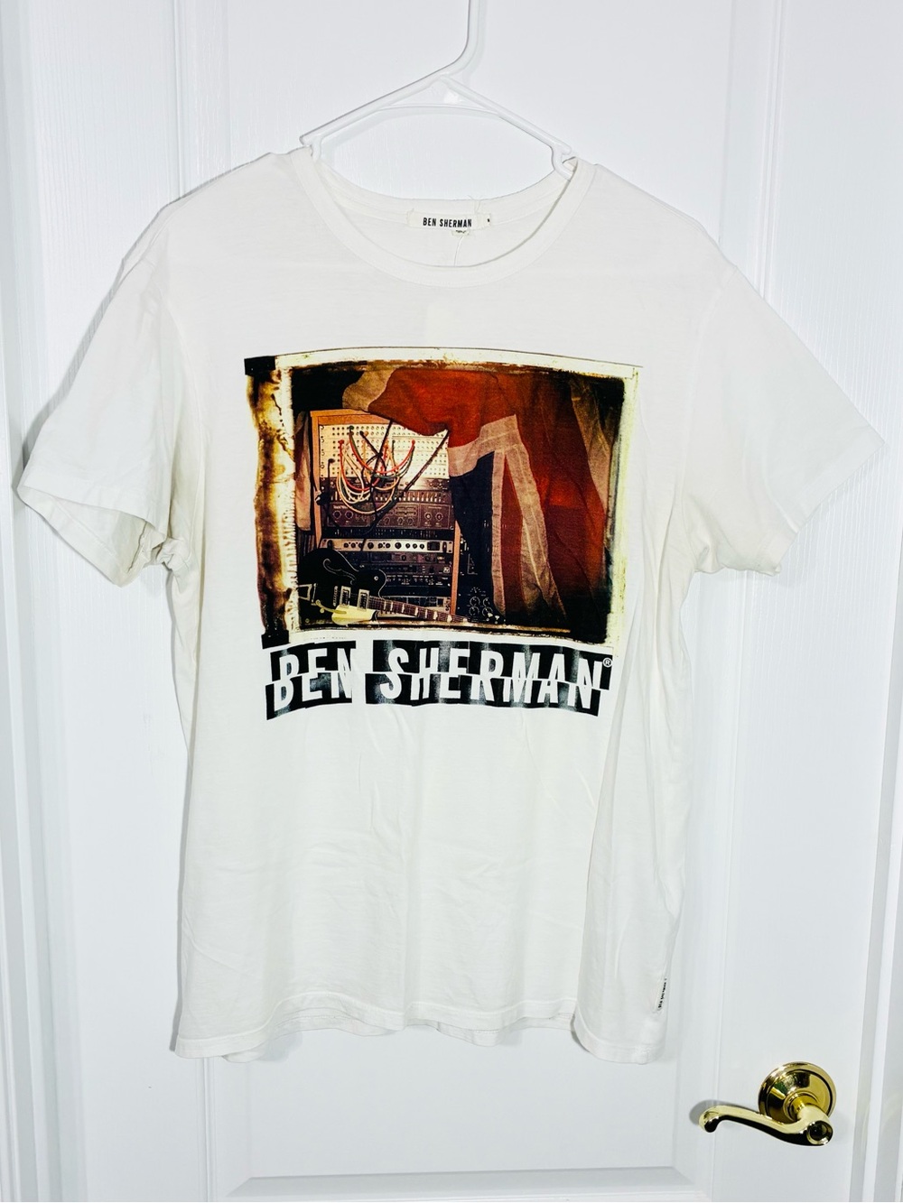 Ben Sherman Guitar Amp Union Jack Flag Graphic Tee T Shirt White Men’s Medium